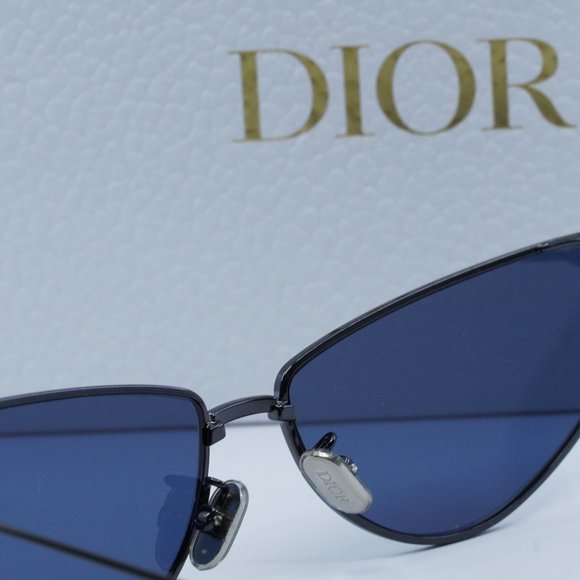 Dior MISSDIOR B1U H4B0 Cat Eye Sunglasses - Gunmetal/Blue - Picture 6 of 10
